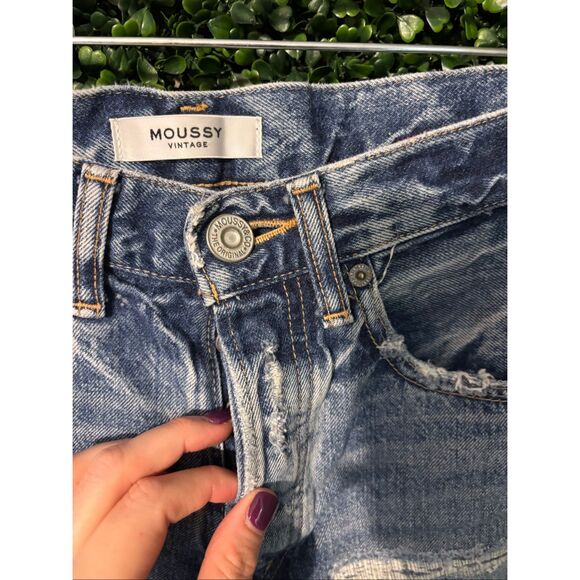 MOUSSY VINTAGE Distressed High Waist Button Closure Denim Jean Shorts Size 24 - Picture 2 of 5
